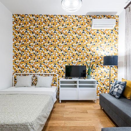 Vertigo Modern Studio-Free Private Parking-Fast Wi-Fi نوفي ساد المظهر الخارجي الصورة